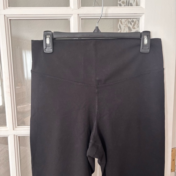 OLD NAVY PowerChill Extra High-Rise Crop Leggings Sz L (3) - Picture 6 of 10